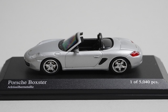 1/64 ミニチャンプス 640065630 ポルシェ ボクスター シルバー, Boost