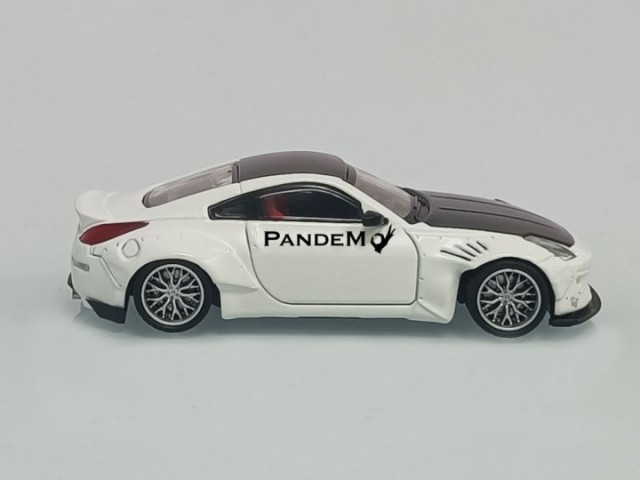 MINI GT LBW Nissan 350Z ホワイト 1/64 Mini GT 1:64 Nissan Z Performance 2023 – LHD – Everest White