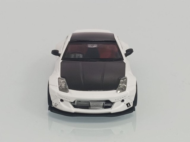 MINI GT LBW Nissan 350Z ホワイト 1/64 Mini GT 1:64 Nissan Z Performance 2023 – LHD – Everest White