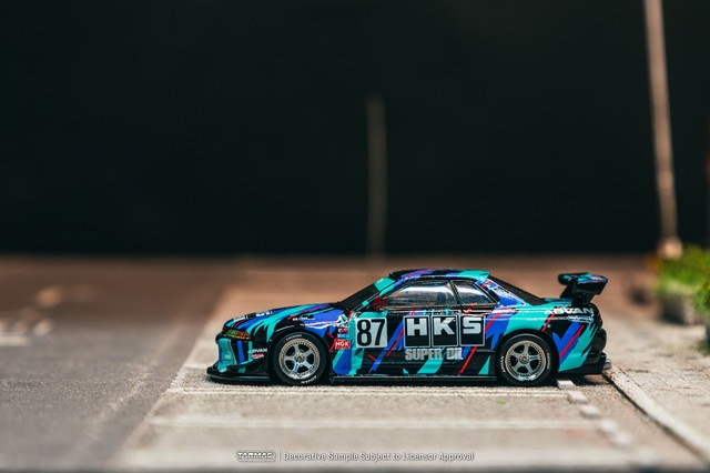 新品2万6千円相当！Mini-Z AWD GTR R32 HKSカラー 新品2万6千円相当！Mini-Z AWD GTR R32 HKSカラー