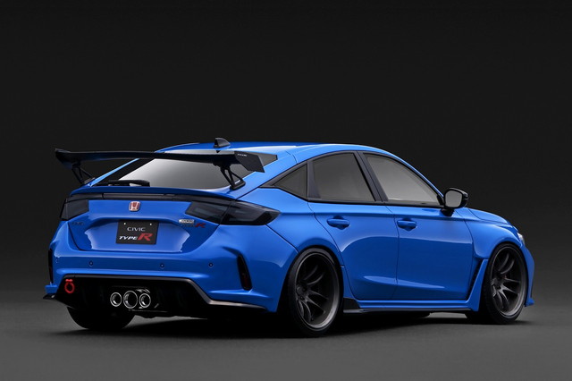 ͽ�� IG3938 �����˥å�����ǥ� 1/18 �ۥ�� Honda Civic Type-R J'S Racing (FL5) Light Blue 