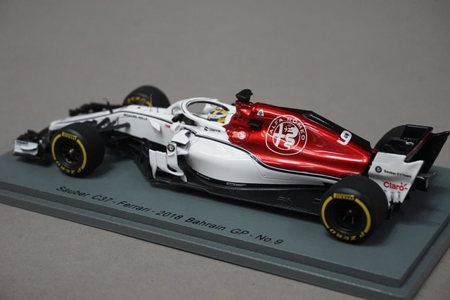 1/43 スパーク S6054 ザウバー C37-フェラーリ バーレーンGP 2018 #9 M