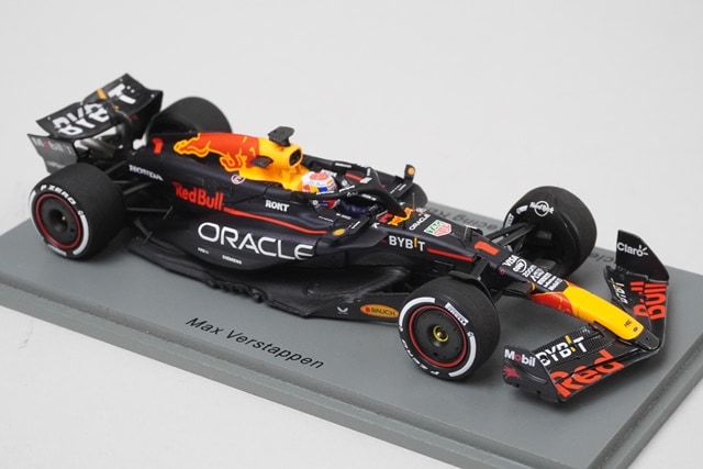 1/43 スパーク S9519 オラクル レッドブルレーシング RB20 バーレーン
