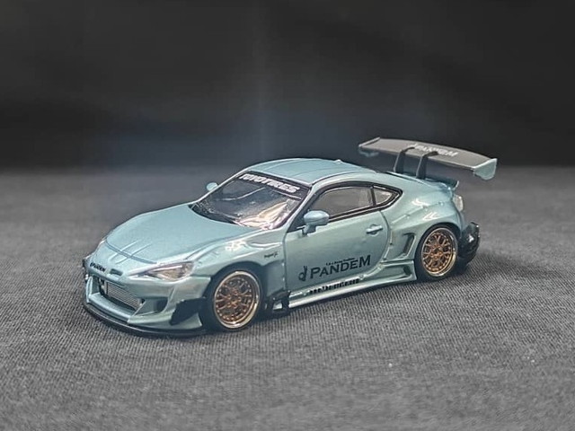 ミニカー autno art ROKET BUNNY86 Time Micro 1/64 Rocket Bunny 86 / GT86 HKS – Black Ice Diecast