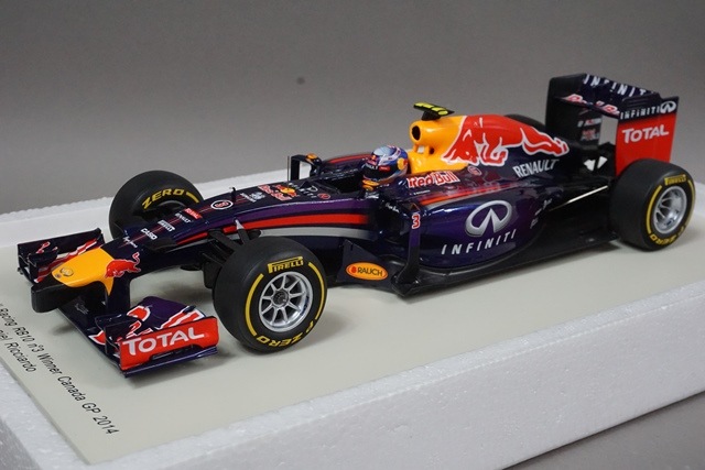 1/18 スパーク 18S136 レッドブル RB10 カナダGP 優勝 2014 #3, Boost