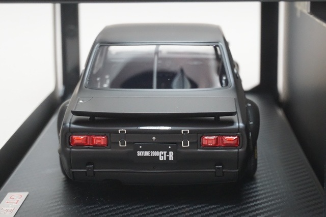 1/18 �����˥å�����ǥ� IG2021 ���� �������饤�� 2000 GT-R (KPGC10) Matte �֥�å�