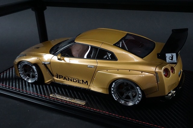 1/18 イグニッションモデル IG1004 PANDEM R35 GT-R ゴールド, Boost