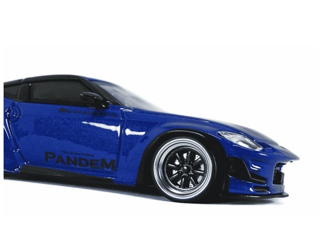 週末までの限定価格Daymaker 新品 DBW065A D MODEL 1/64 日産 Nissan Z Pandem ブルー , Boost Gear