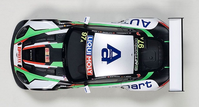 新品 81506 オートアート 1/18 アストンマーティン V12 ヴァンテージ