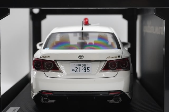 1/18 イグニッションモデル IG2195 トヨタ クラウン (GRS214) 大阪府