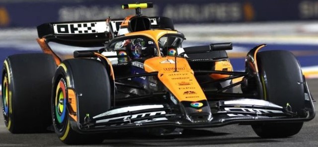 予約 537243604 ミニチャンプス 1/18 マクラーレン F1チーム MCL38