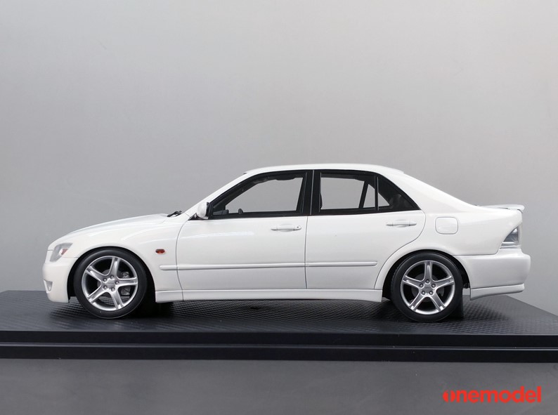 TOYOTAアルテッツァボディー HD)TOYOTA ALTEZZA FACE & SUBARU B4 TAIL NAGOYA AUTO TREND