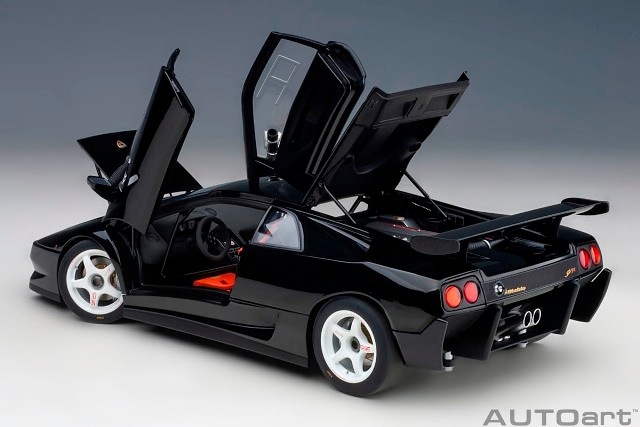 【再値下げ】オートアート製 ランボルギーニ ディアブロVTロードスター 1/18 再値下げ】オートアート製 ランボルギーニ ディアブロVT