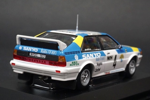 1/43 ミニチャンプス 430821904 アウディ クワトロ スウェーデンラリー