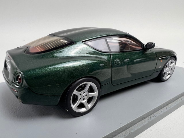 MATRIX 1／４３　アストン・マーティン　Ｖ８　ザガート　メタリックグリーン 1/43 スパーク S0375 アストンマーティン Aston Martin DB7 Zagato