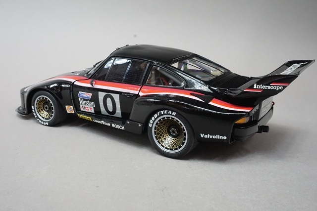 1/18 エグゾト RLG19103 ポルシェ 935 ターボ 優勝 1979 #0, Boost