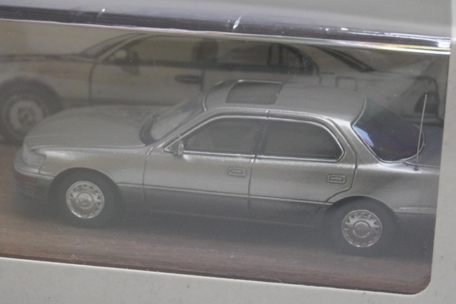 新品 Fine Works64 1/64 レクサス Lexus LS400 XF10 (UCF10