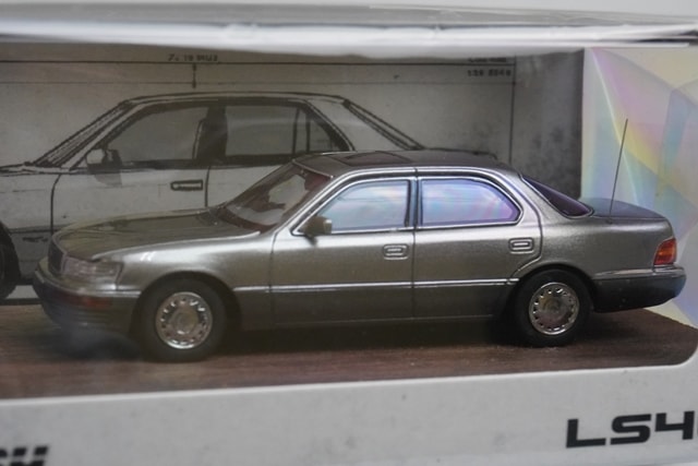 新品 Fine Works64 1/64 レクサス Lexus LS400 XF10 (UCF10