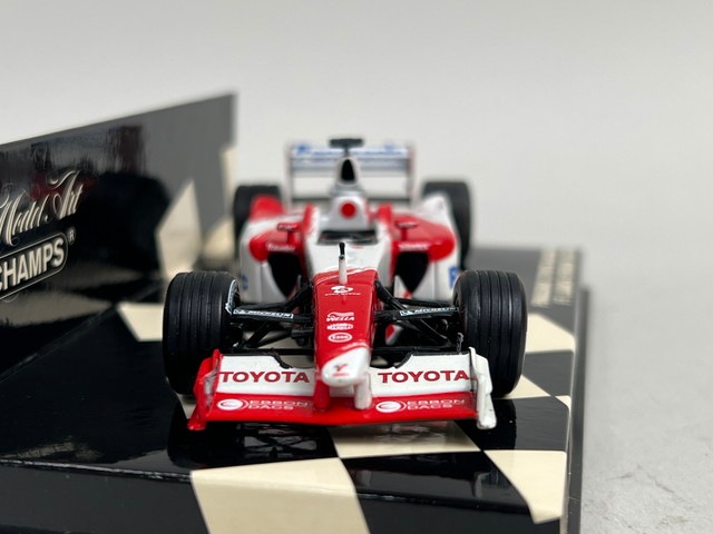 1/43 ミニチャンプス 400030172 パナソニック トヨタ レーシング F1