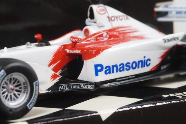 1/43 ミニチャンプス 400030172 パナソニック トヨタ レーシング