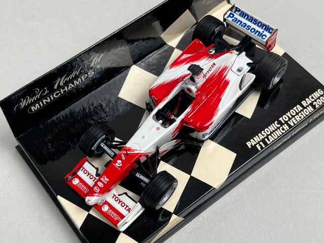 1/43 ミニチャンプス 400030172 パナソニック トヨタ レーシング F1