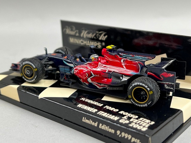 ミニチャンプス　1/43 S.ベッテル　日本GP ミニチャンプス 1/43スケール ベッテル 鈴鹿ラストラン モデル
