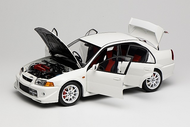 予約 M84305 モーターヘリックス 1/18 三菱 Mitsubishi Lancer