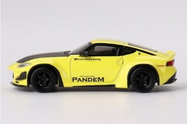 みーくん　 Mijo特注】 TSM ミニGT 1/64 パンデム 日産 Z イカズチイエロー
