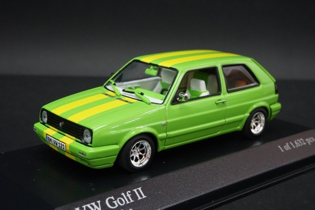 1/43 ミニチャンプス 400054102 フォルクスワーゲン ゴルフ 2 Street