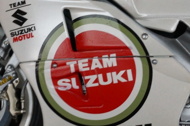 1/12 ミニチャンプス 122932034 スズキ RGV 500 Kevin Schwantz