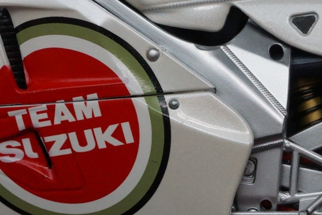 1/12 ミニチャンプス 122932034 スズキ RGV 500 Kevin Schwantz