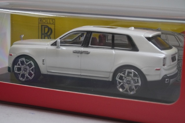����  SC Art 1/64 �����륹 ������ ����ʥ� Rolls-Royce Cullinan Pearl White