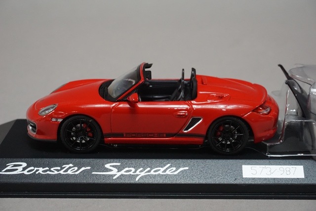 1/43 ミニチャンプス PD04311007 ディーラー特注 ポルシェ