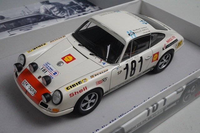 1/18 スパーク 18S027 ポルシェ 911 R ツール ド フランス 優勝