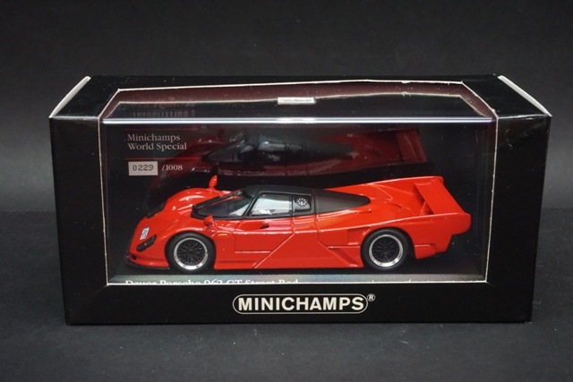 ミニカー MINICHAMPS 1/43 PORSCHE 1/43 ミニチャンプス Dauer Porsche 962 GT Street Red
