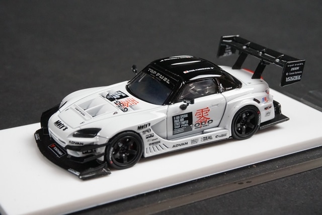  22T03-01 onemodel 1/64 ۥ Top Fuel S2000 Type-RR White