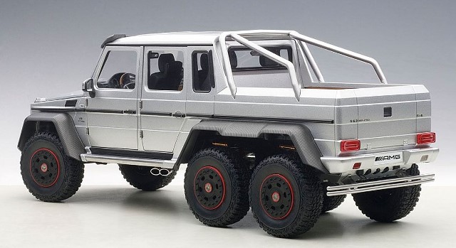 新品 76301 オートアート 1/18 メルセデス ベンツ G63 AMG 6X6