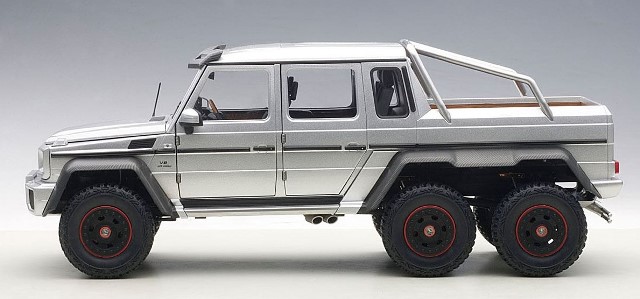 新品 76301 オートアート 1/18 メルセデス ベンツ G63 AMG 6X6