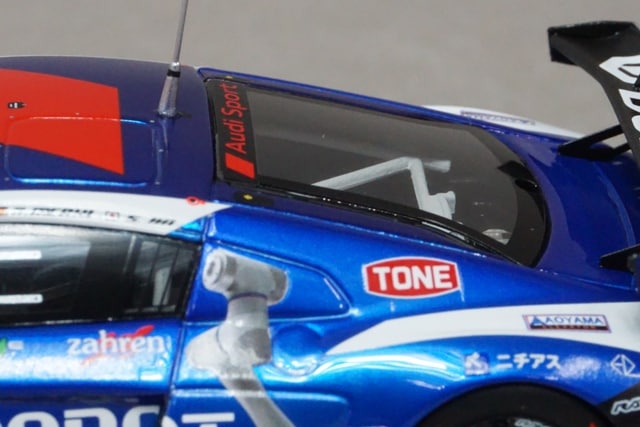 1/43 スパーク SGT068 DOBOT アウディ R8 LMS GT300 スーパーGT 2023