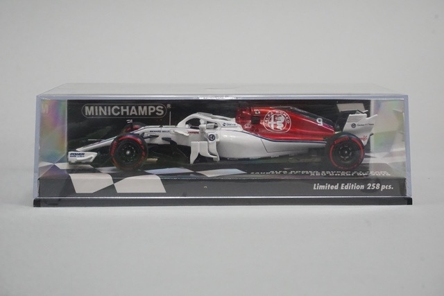 新品 417182109 ミニチャンプス 1/43 アルファロメオ ザウバー F1