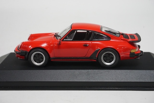 ミニチャンプス　ポルシェ 1/43 ミニチャンプス 400069300 ポルシェ ボクスター スパイダー