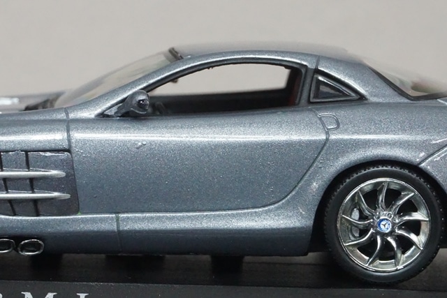 ミニチャンプス 1⁄43 SLR メルセデスベンツ マクラーレン 1円