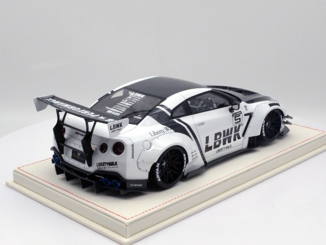 新品 20D06-01 onemodel 1/18 日産 GT-R R35 V2.0 LBWK White