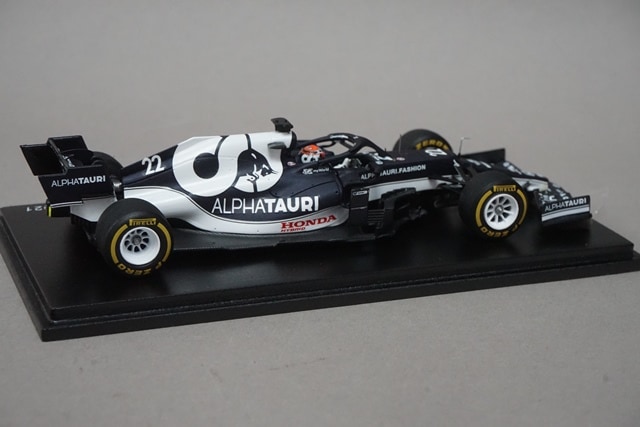 Ｆ★アルファタウリ Honda AT02 ミニカー 1/43 1/43 スパーク SCS213 Scuderia アルファ タウリ ホンダ AT02
