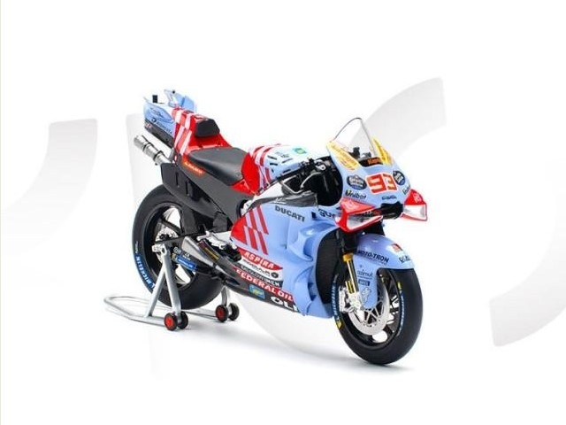 取寄せ KLW0014-05 KILOworks 1/12 ドゥカティ GP23 GRESINl Racin