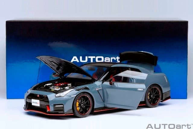 オートアートNissan GT-R nismo 1/18 ミニカー ホワイト 61kmOWCvZhL.jpg_BO30,255,255,