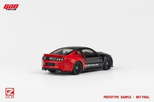 新品 GDO Hunter x DCM 1/64 マスタング 改造 Mustang 2014 ADVAN