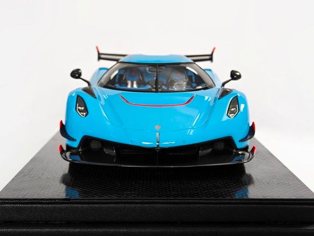 新発売 FrontiArt ケーニグセグ jesko ブルー カーボン ミニカー