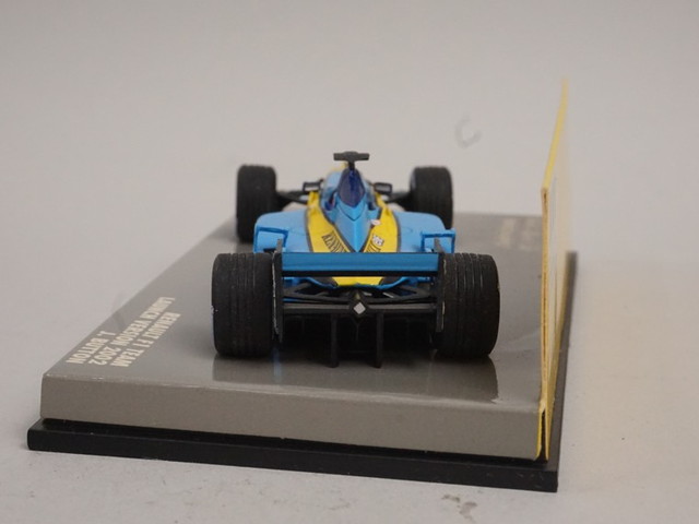 1/43 ミニチャンプス 400020085 RENAULT ルノー F1 チーム ランチ
