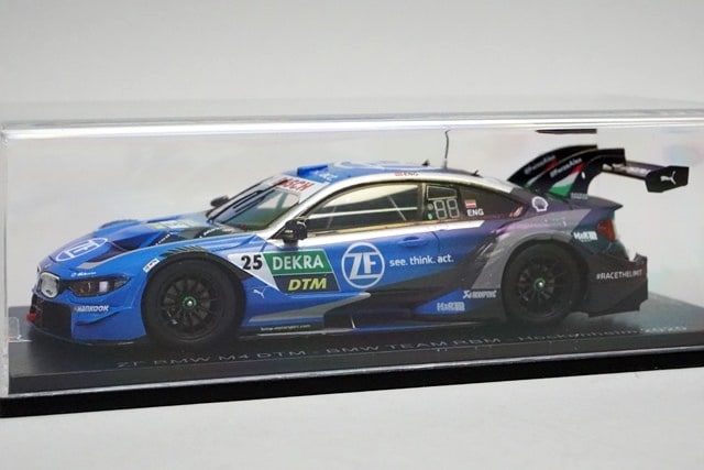 1/43 スパーク SG665 ZF BMW M4 DTM VMW TEAM RBM